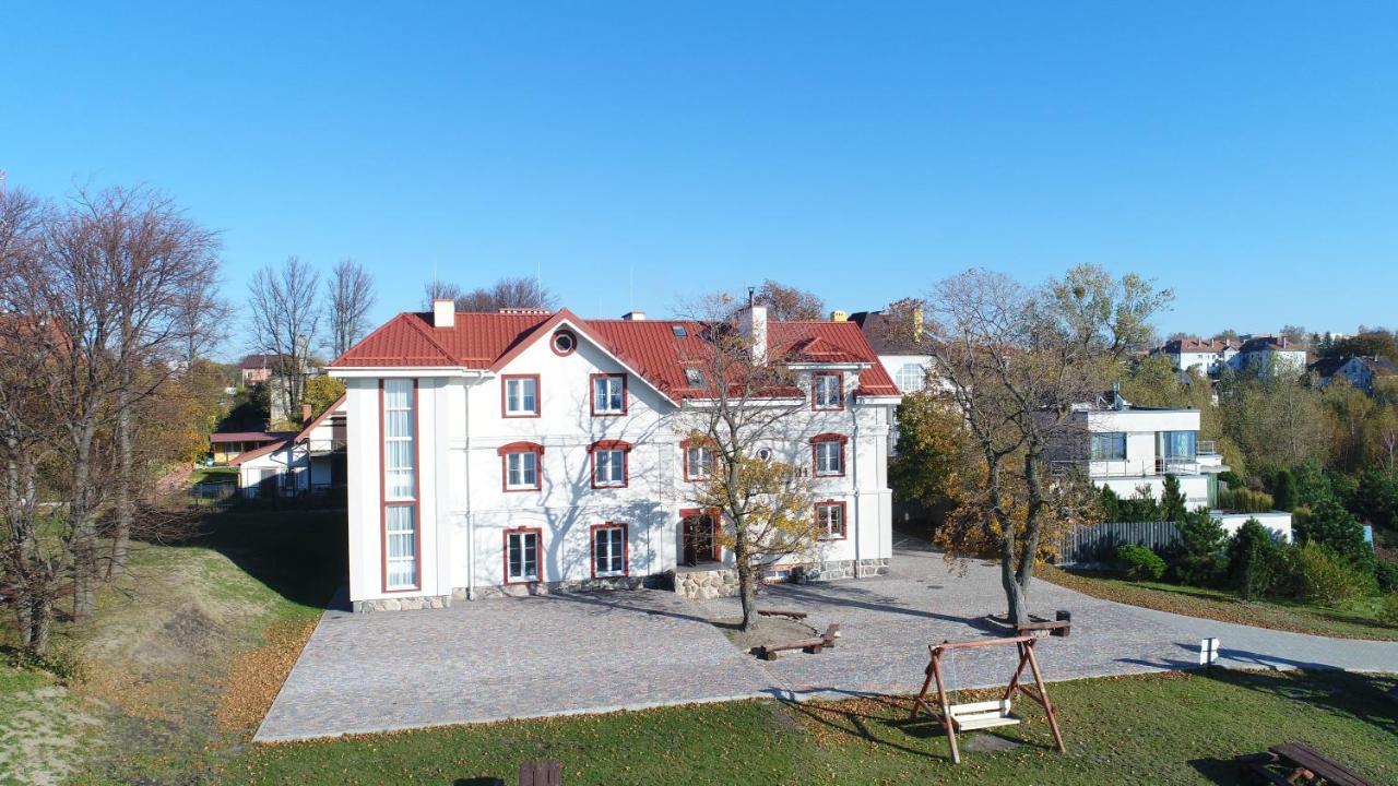 Hotel Aquamarine Jantarnij Kültér fotó